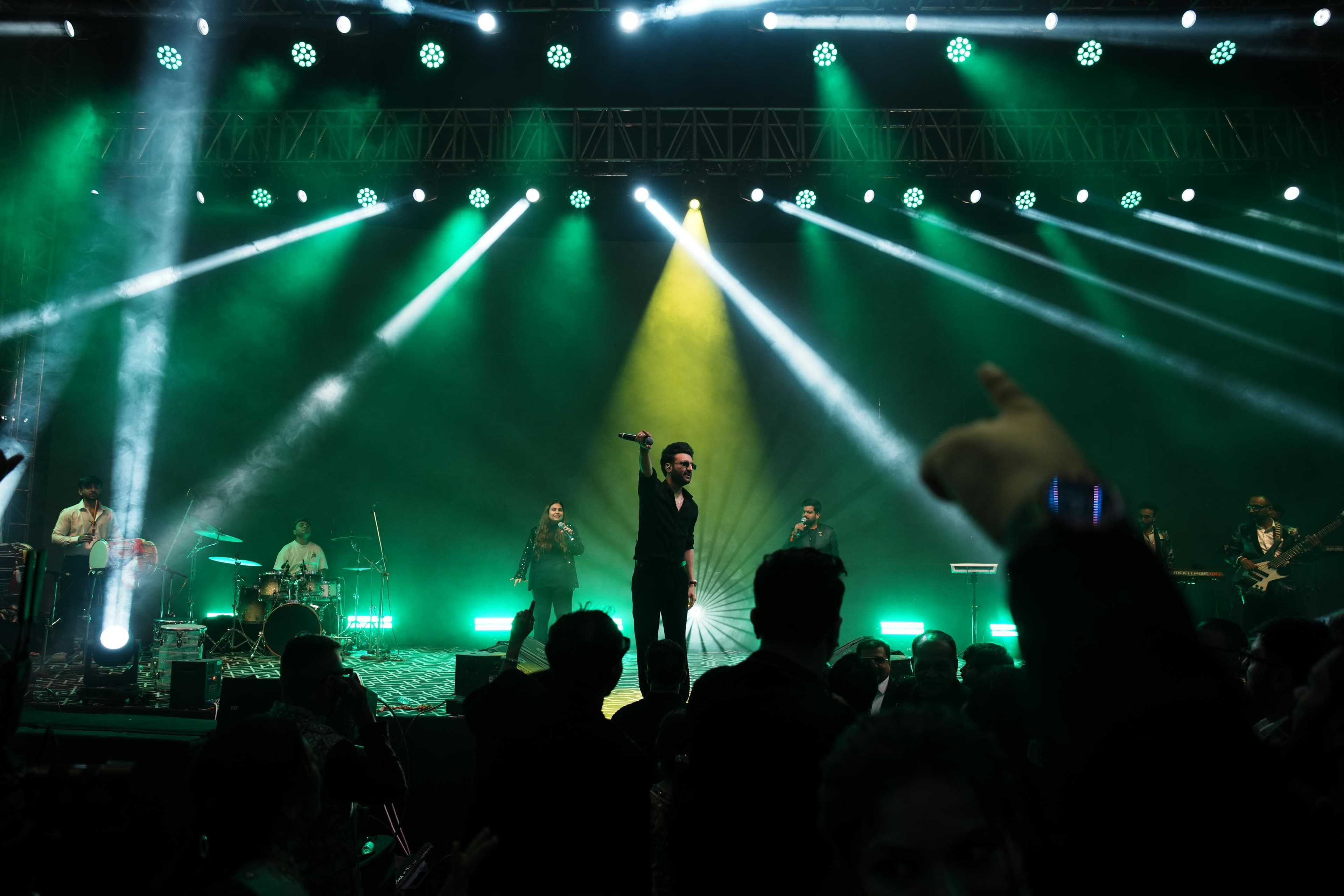 Sharad Lashkari live performance gallery image 8