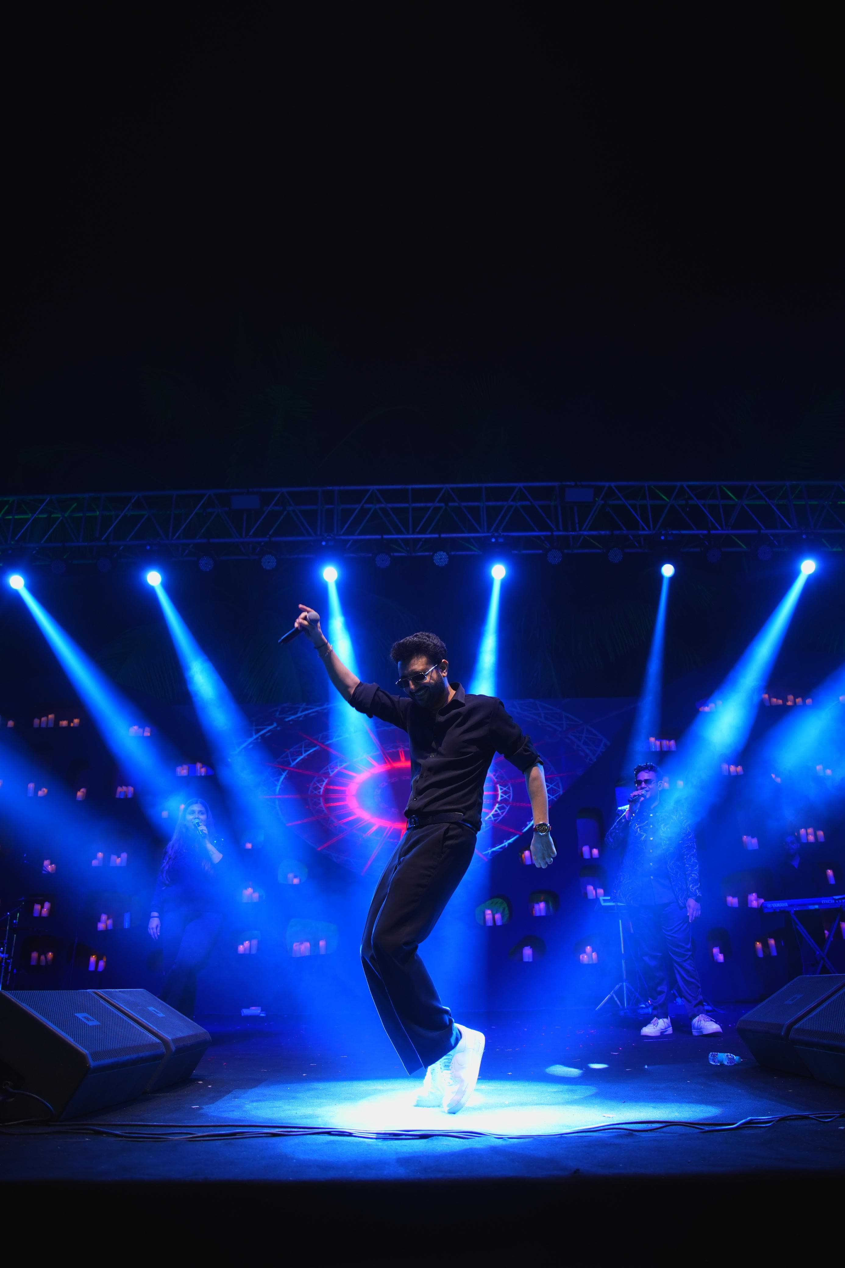 Sharad Lashkari live performance gallery image 24